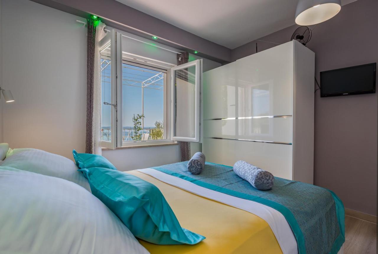 Holiday House Almissa Омиш Экстерьер фото
