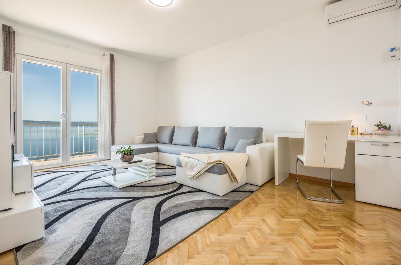 Holiday House Almissa Омиш Экстерьер фото