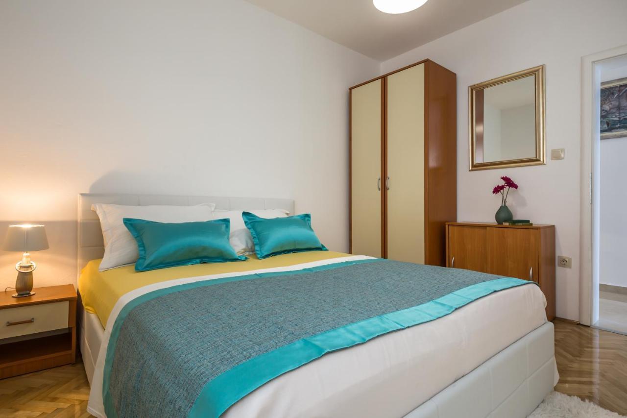 Holiday House Almissa Омиш Экстерьер фото