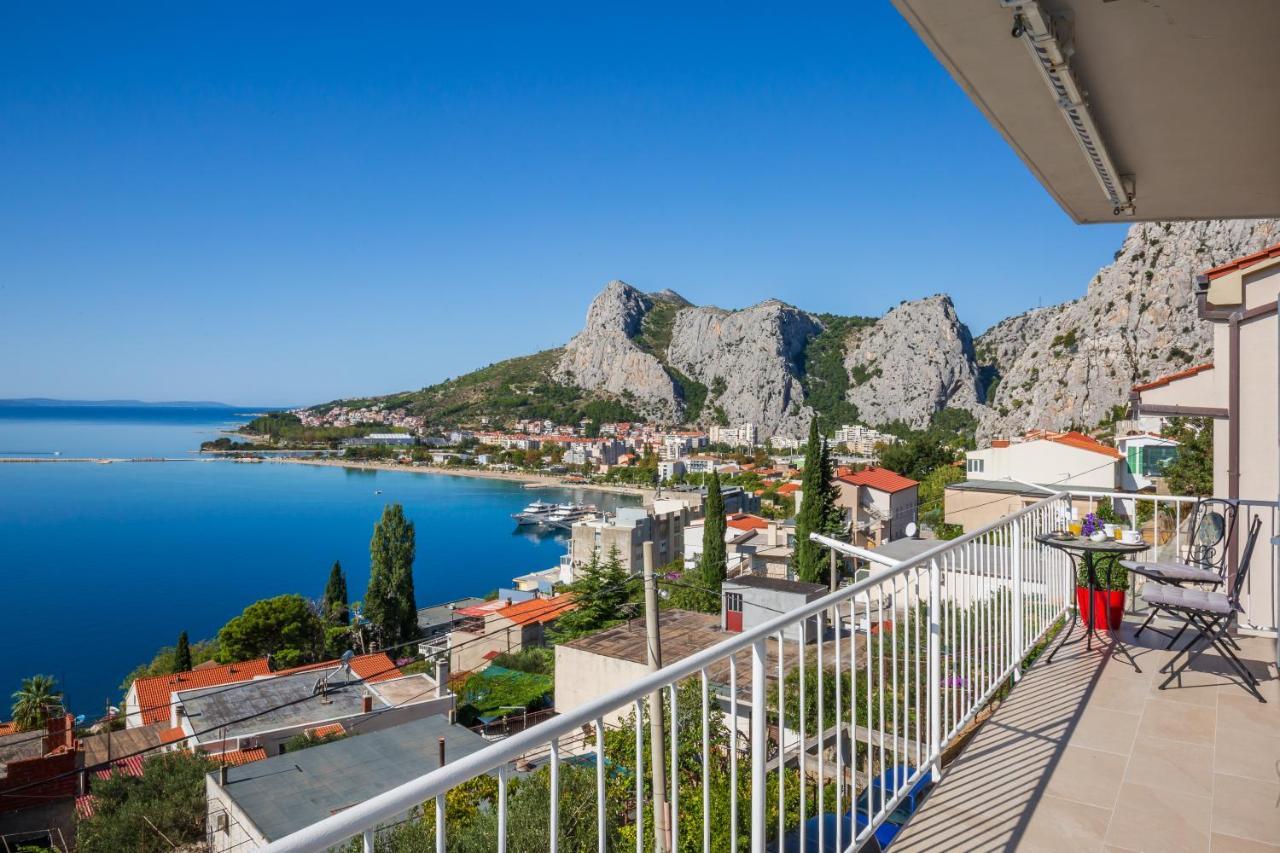 Holiday House Almissa Омиш Экстерьер фото